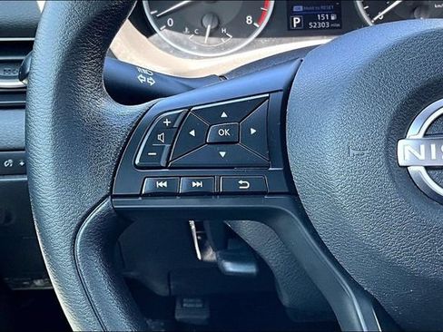 Certified 2025 Nissan Sentra S FWD image 11