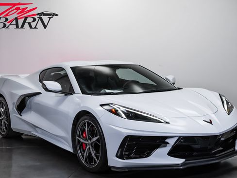 Used 2022 Chevrolet Corvette Stingray Preferred Cpe w/ Z51 Performance Package RWD image 15