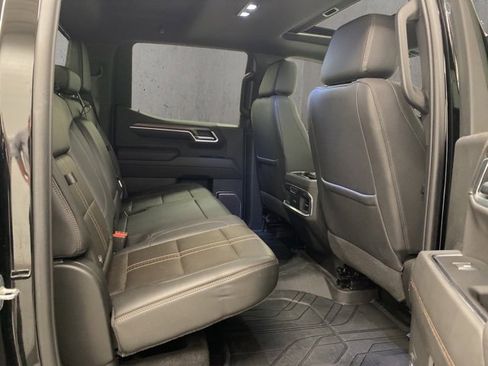 Used 2022 Chevrolet Silverado 1500 High Country w/ High Country Premium Package image 23