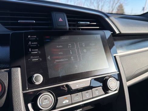 Used 2020 Honda Civic Sport image 30