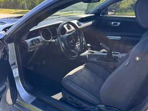 Used 2020 Ford Mustang GT w/ Black Accent Package RWD image 8