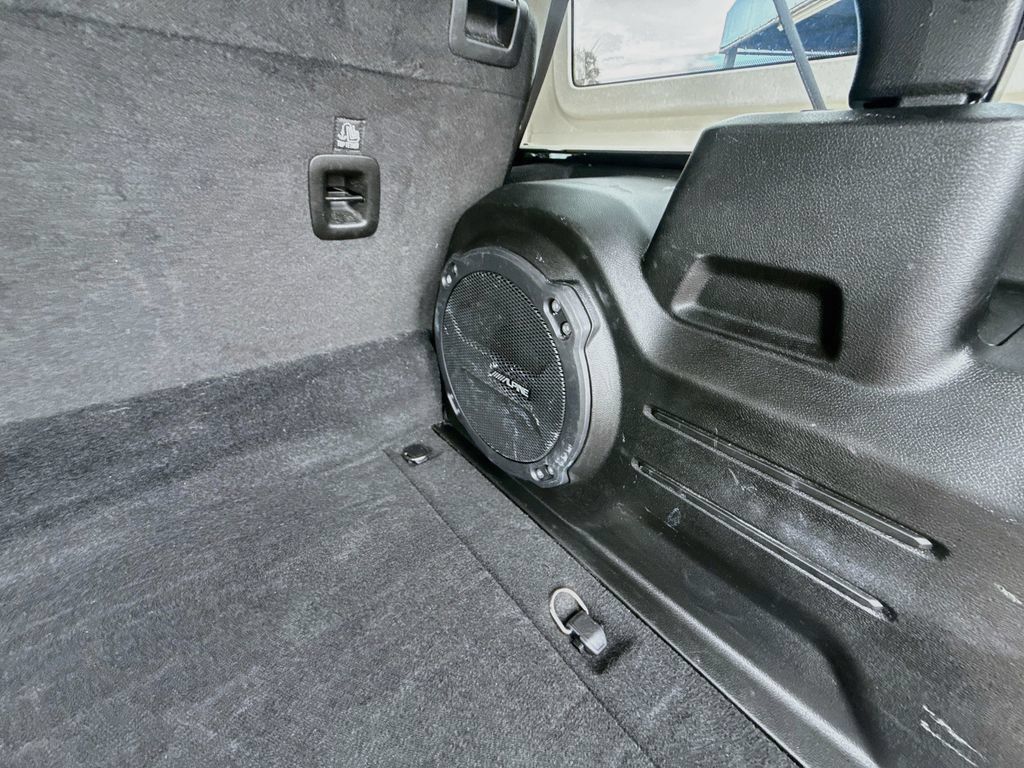 Used 2022 Jeep Wrangler Unlimited Rubicon 4xe w/ Steel Bumper Group AWD/4WD image 32