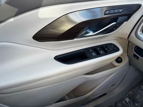 Used 2018 GMC Terrain Denali w/ Advanced Safety Package image 34