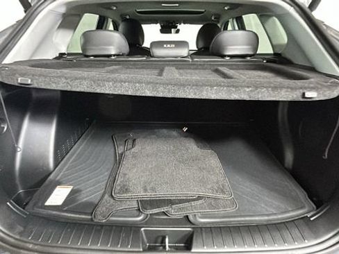 Used 2024 Hyundai Kona Limited FWD image 29
