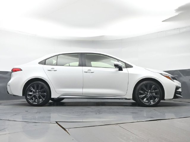 Certified 2025 Toyota Corolla SE w/ Convenience Package FWD image 36