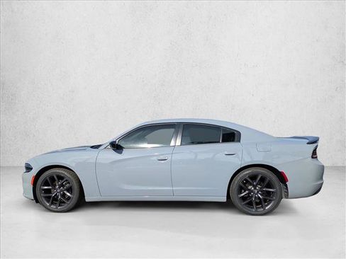 Used 2020 Dodge Charger SXT w/ Blacktop Package image 8