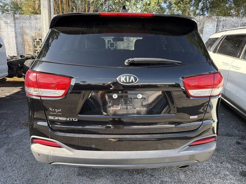 Used 2017 Kia Sorento FWD w/ LX Convenience Package image 8