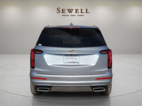 New 2025 Cadillac XT6 Premium Luxury w/ Technology Package image 4