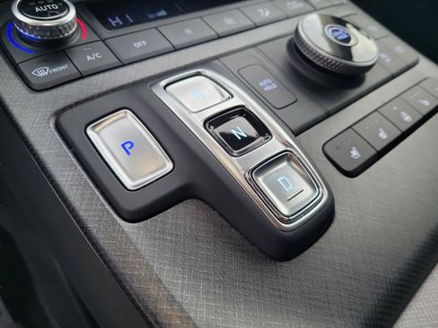 Certified 2023 Hyundai Palisade Limited FWD image 33