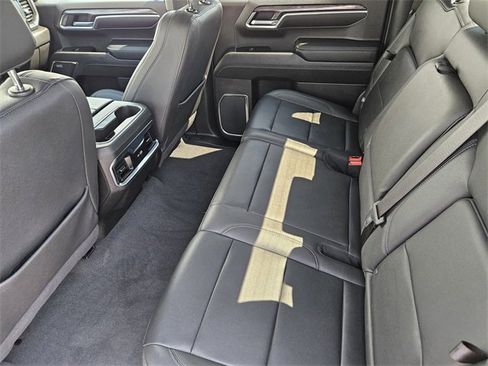 Used 2022 Chevrolet Silverado 1500 LTZ image 29