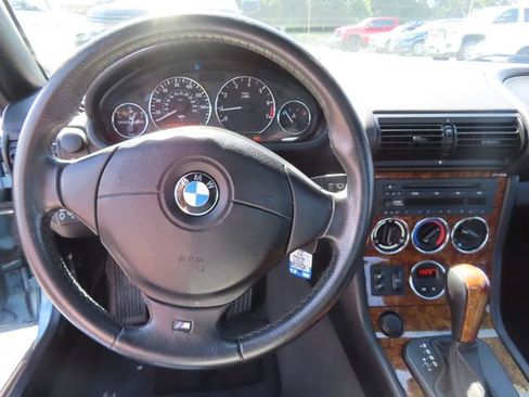 Used 2002 BMW Z3 2.5i RWD image 16
