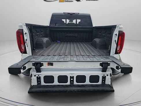 Used 2022 GMC Sierra 1500 AT4 w/ Technology Package image 9