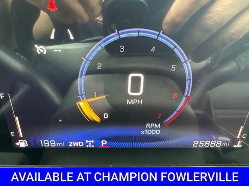 Used 2025 Chevrolet TrailBlazer LS w/ LS Convenience Package AWD/4WD image 17