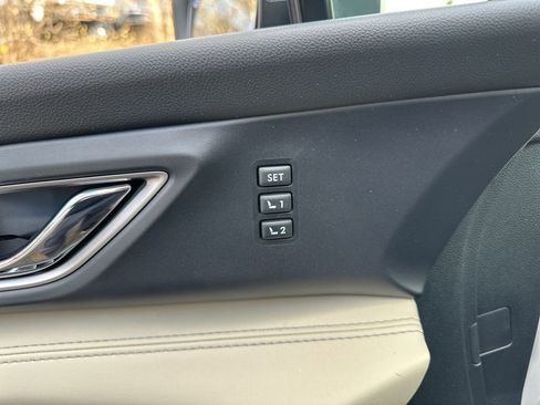 Used 2019 Subaru Ascent Limited image 44