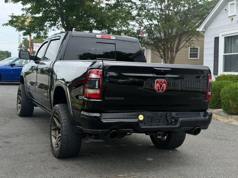 Used 2019 RAM 1500 Laramie AWD/4WD image 4