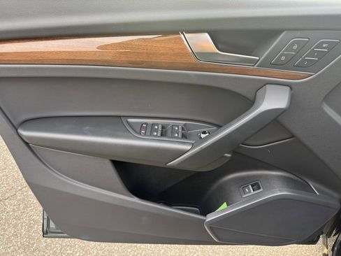 Used 2024 Audi Q5 2.0T Prestige image 26