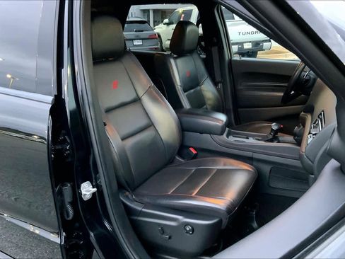 Used 2024 Dodge Durango GT image 8