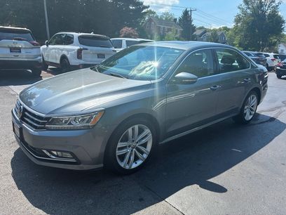 Used 2018 Volkswagen Passat 2.0T SE