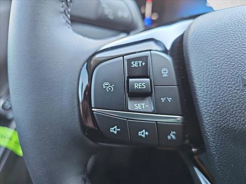 New 2026 Ford Escape SE image 16