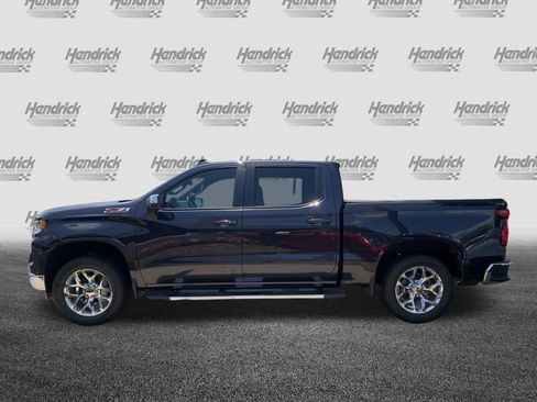 Used 2024 Chevrolet Silverado 1500 LT w/ Z71 Off-Road Package AWD/4WD image 7