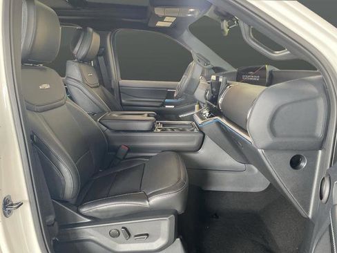 New 2026 Ford Expedition Platinum w/ Stealth Performance Package image 30