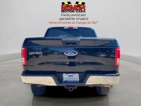 Used 2017 Ford F150 XLT w/ Trailer Tow Package image 4