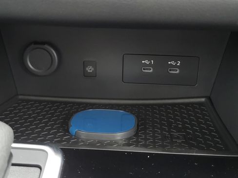 New 2026 Nissan Pathfinder Platinum FWD image 24