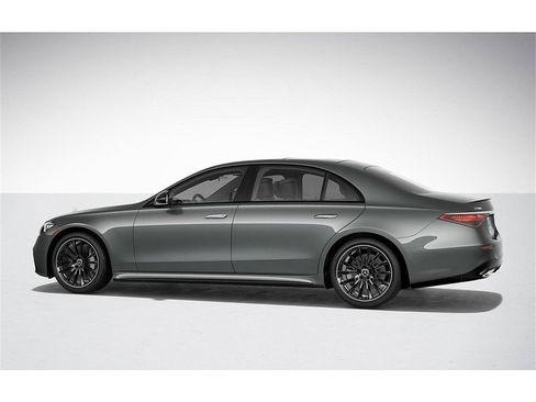 New 2025 Mercedes-Benz S 580 4MATIC Sedan image 32
