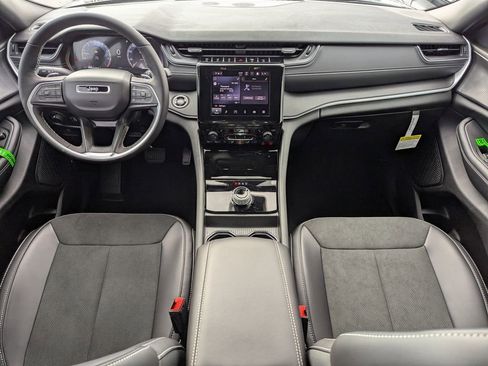 New 2025 Jeep Grand Cherokee Altitude RWD image 15