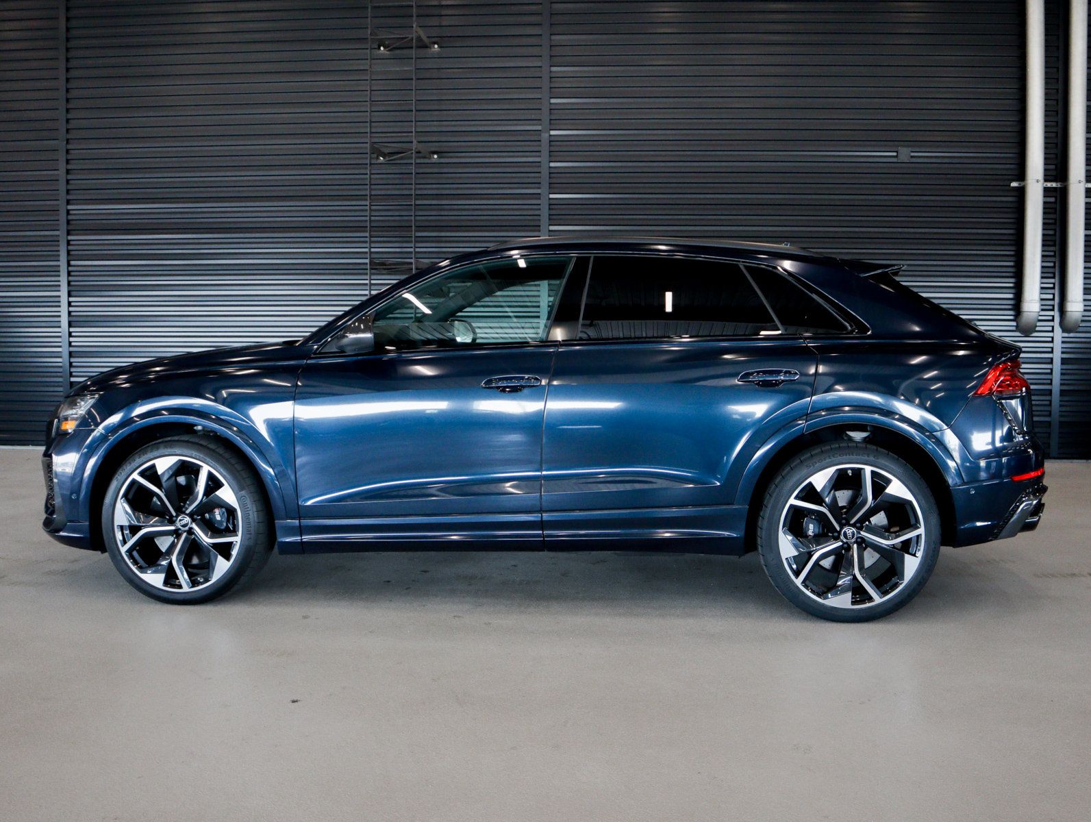 Used 2024 Audi RS Q8 AWD/4WD image 13