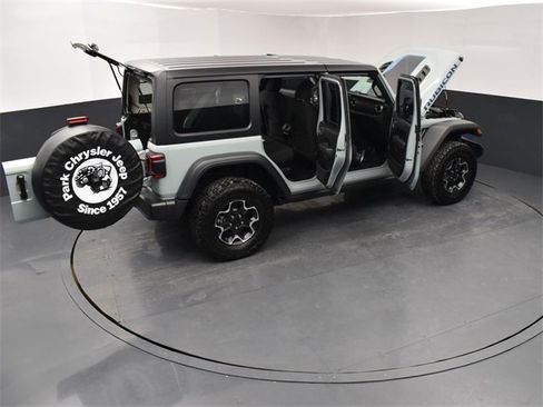 Used 2023 Jeep Wrangler Unlimited Rubicon 4xe image 30