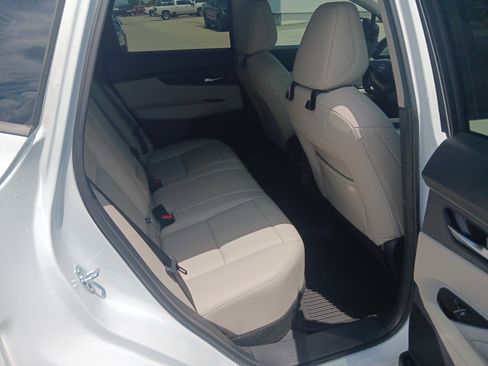 Used 2025 Nissan Murano SV FWD image 19