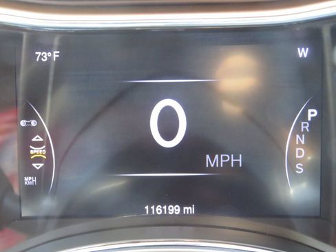 Used 2015 Jeep Grand Cherokee Laredo w/ Quick Order Package 23E AWD/4WD image 19