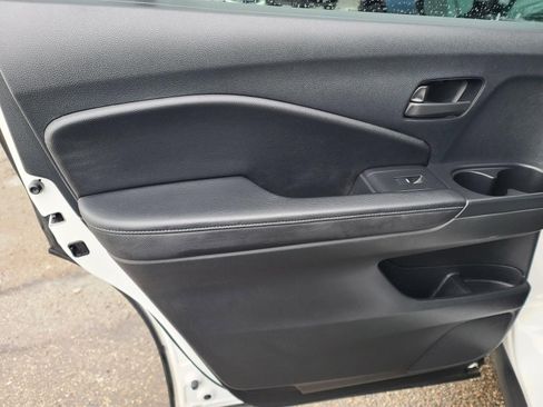 Used 2023 Honda Passport EX-L image 15