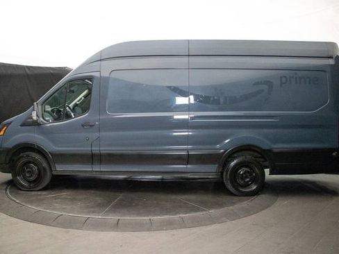 Used 2019 Ford Transit 250 148 High Roof Extended RWD image 8