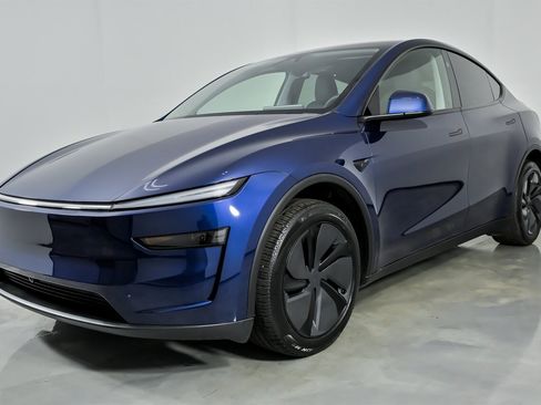 Used 2026 Tesla Model Y Long Range AWD/4WD image 6