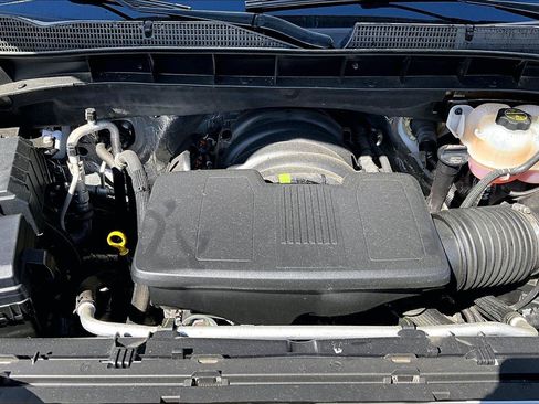 Used 2024 GMC Sierra 1500 SLT AWD/4WD image 33