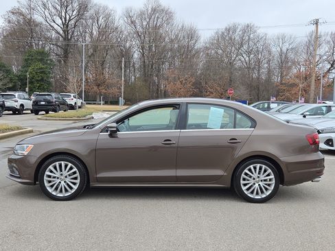 Used 2015 Volkswagen Jetta SE image 6