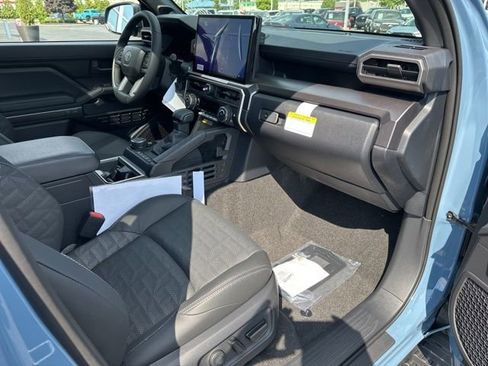 New 2026 Toyota 4Runner TRD Off-Road Premium AWD/4WD image 26