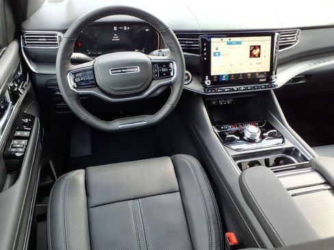 New 2026 Jeep Grand Wagoneer Summit AWD/4WD image 10