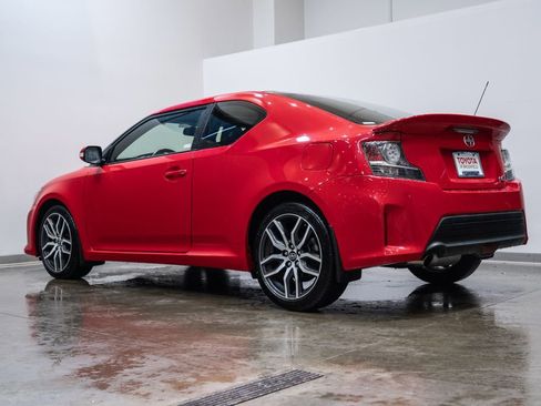 Used 2014 Scion tC image 4