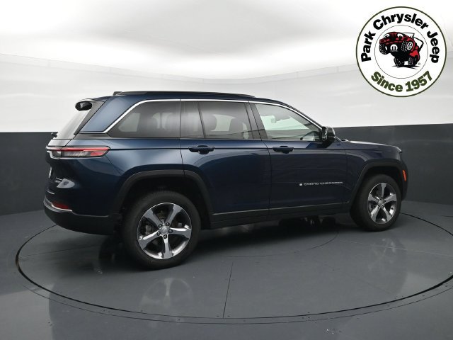 New 2026 Jeep Grand Cherokee Limited AWD/4WD image 6