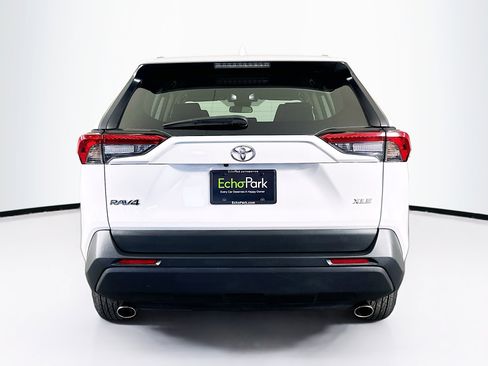 Used 2024 Toyota RAV4 XLE image 7