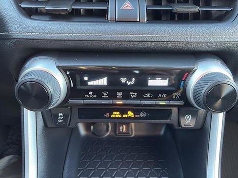 Used 2025 Toyota RAV4 LE image 21