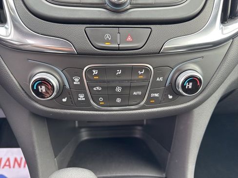 Used 2024 Chevrolet Equinox LT image 22