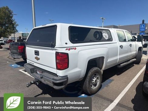 Used 2015 Chevrolet Silverado 2500 W/T AWD/4WD image 4