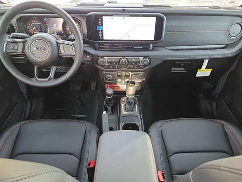 New 2026 Jeep Gladiator Rubicon AWD/4WD image 30