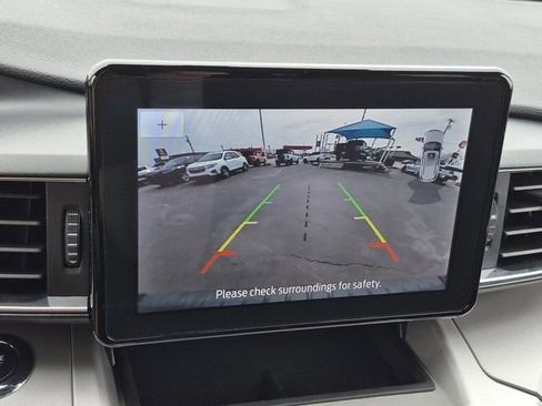 Used 2024 Ford Explorer XLT w/ Equipment Group 202A image 27