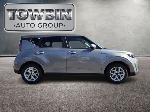 Certified 2024 Kia Soul LX w/ Option Group 015 image 3