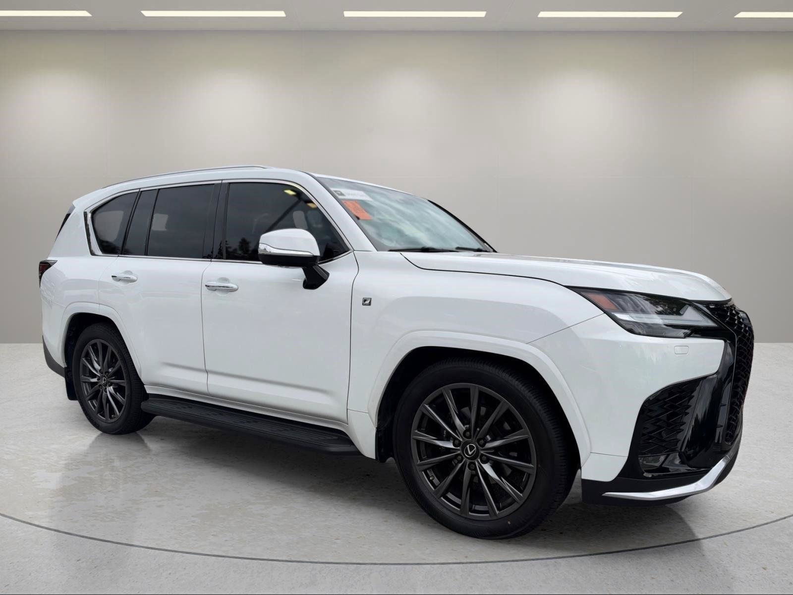 Used 2023 Lexus LX 600 F Sport w/ Accessory Package (Z1) AWD/4WD image 8